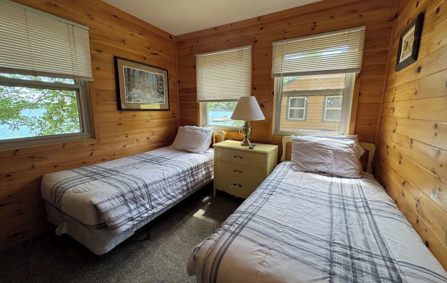 2 bedrooms, individually decorated, individually furnished, bed sheets