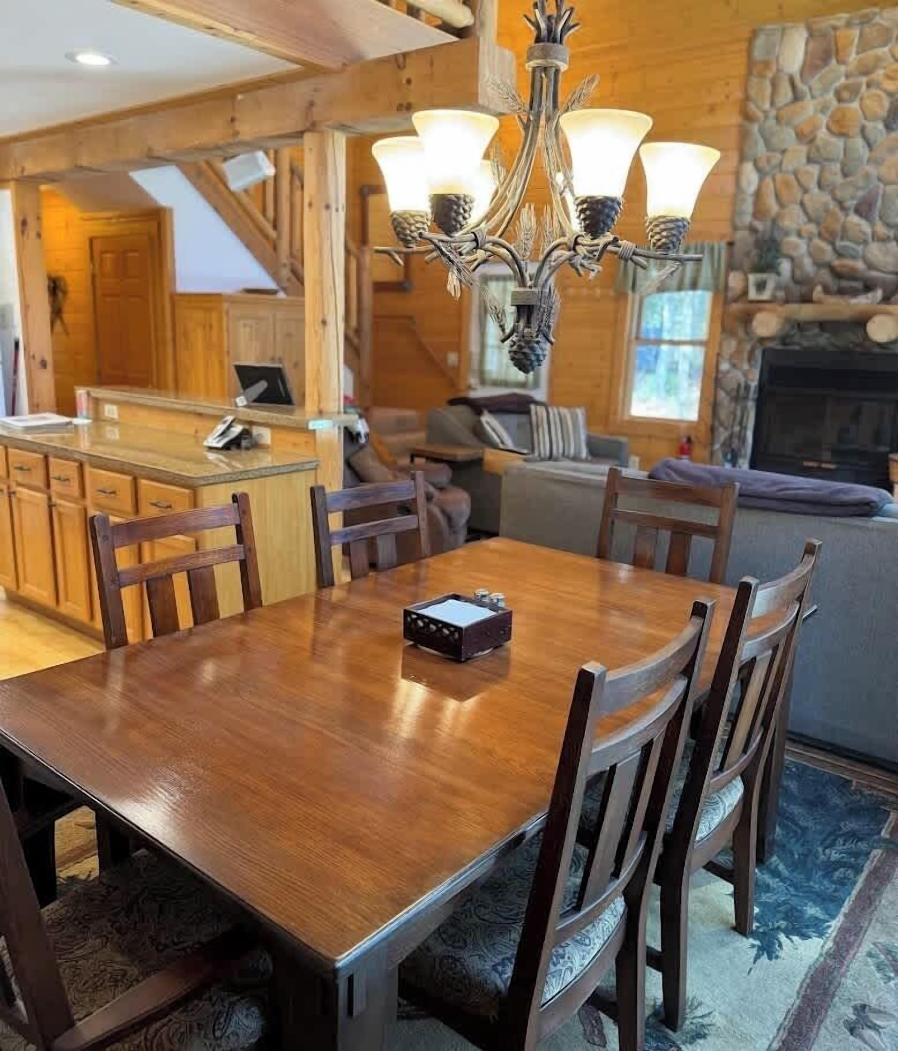 House, Multiple Beds, Patio, Garden View (Camp Pinemere) | Dining