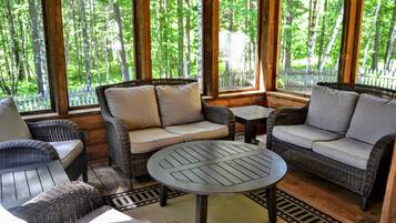 House, Multiple Beds, Patio, Garden View (Camp Pinemere) | Terrace/patio