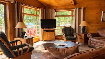 Condo, Multiple Beds, Patio (Island Cove Resort 9) | Living area