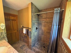 Bathroom - Island Cove #9 - On Minocqua Lake (Minocqua)