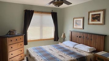 Townhome, Multiple Beds, Patio (Minocqua Lk Condo B7) | 3 bedrooms, individually decorated, individually furnished