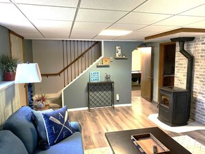 獨棟房屋, 多張床, 庭院 (Lilly Pad Landing) | 住宿內部