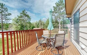 BBQ/picnic area - Lilly Pad Landing (Hazelhurst)