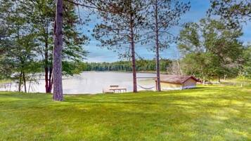 Khuôn viên nơi lưu trú