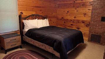 Ferienhaus, Mehrere Betten, Terrasse (D-Zone) | 3 Schlafzimmer, individuell dekoriert, individuell eingerichtet