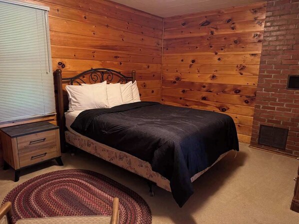 House, Multiple Beds, Patio (D-Zone) | 3 bedrooms, individually decorated, individually furnished, bed sheets - Decompression Zone: Direct Access TO Snowmobile Trails (Woodruff)