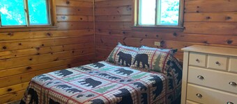 Gresham Shores - Hungry Bear - PET Friendly