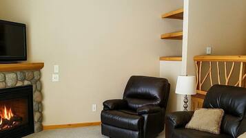 Condo, Berbilang Katil, Patio, Garden View (Minocqua Lk Condo B10) | Ruang tamu