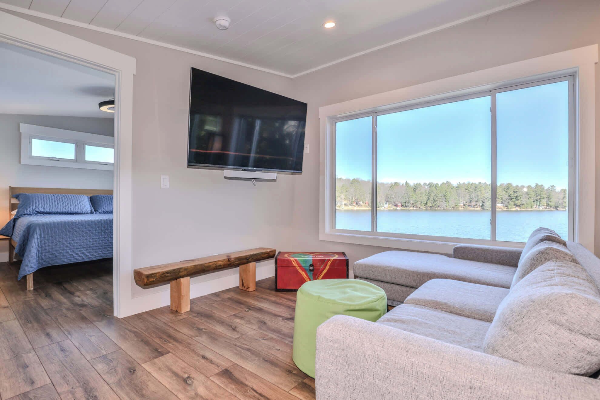 House, Multiple Beds, Patio (Shoreview Cottage) | 3 bedrooms, individually decorated, individually furnished, bed sheets