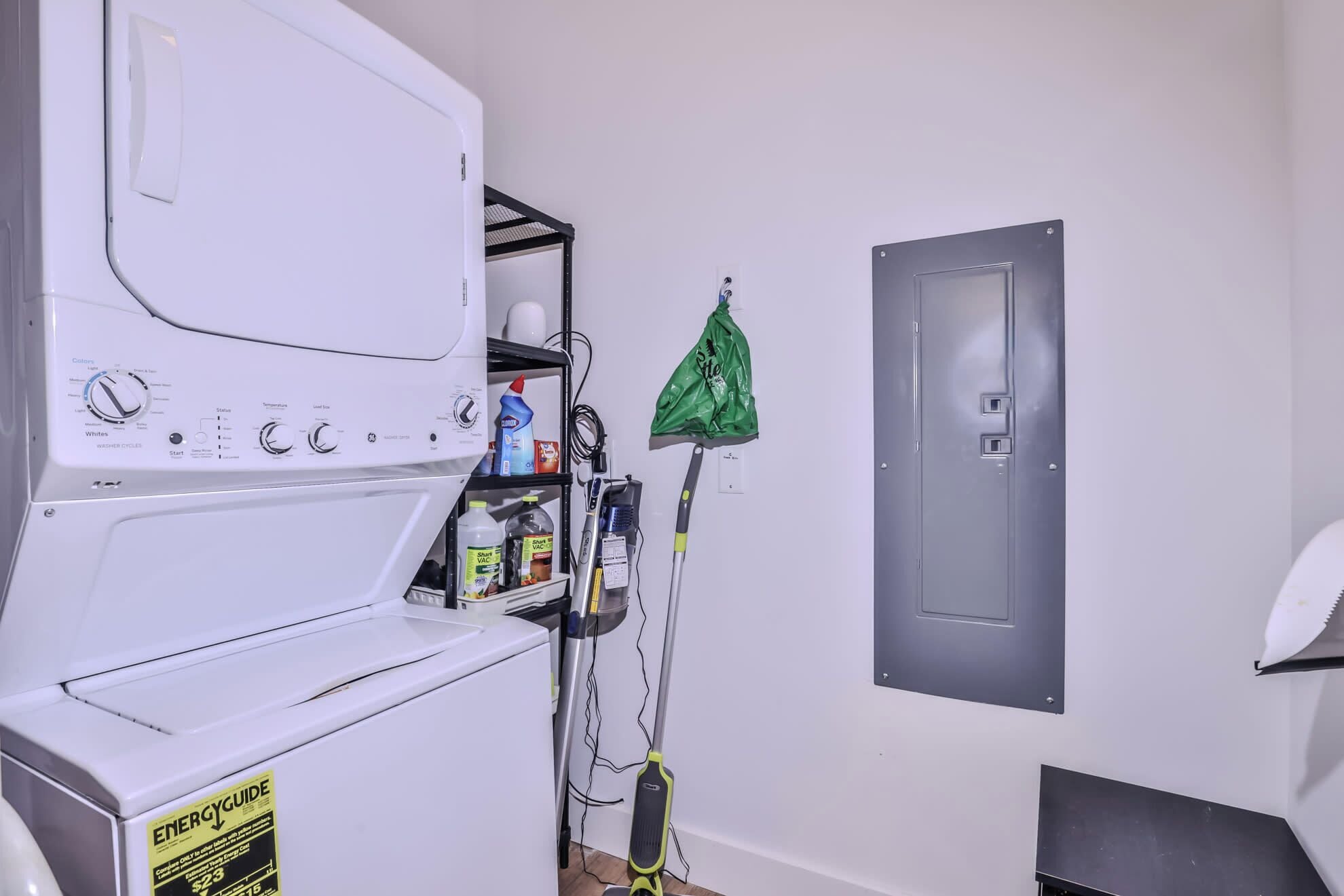 House, Multiple Beds, Patio (Shoreview Cottage) | Laundry