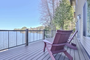 Terrace/patio - Eikedahls' Shoreview Cottage (Minocqua)