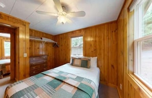 Cabin, 2 giường cỡ queen, sân hiên (A Shore Thing) | 2 phòng ngủ, trang trí khác biệt