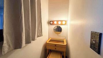 Kabin, Beberapa Tempat Tidur, patio (Bouchard - Hilltop) | Interior