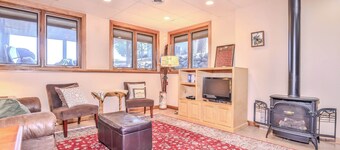 Eikedahls' Shoreview Lake House