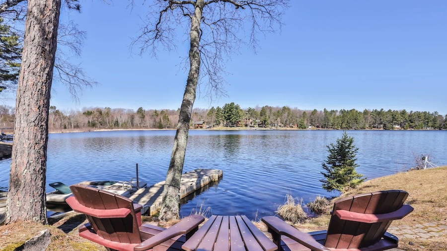 Eikedahls' Shoreview Lake House