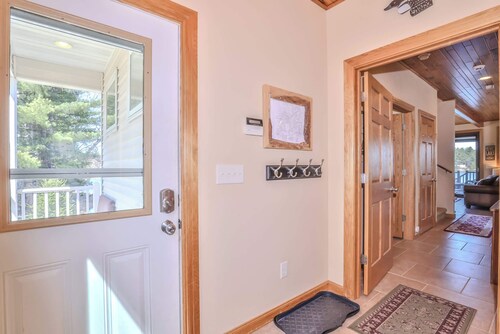 Eikedahls' Shoreview Lake House