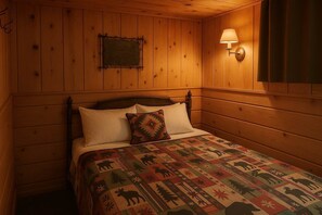 Cabin, 1 Queen Bed with Sofa bed, Kitchen, Garden View (Old Stoney's Perch) | 1 bedroom, individually decorated, individually furnished, bed sheets - Old Stoney's Perch - Big Arbor Vitae Lake (Woodruff)