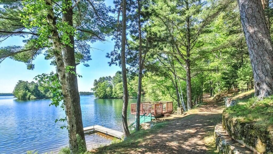 Hearthwood Beach House - On Lake Tomahawk