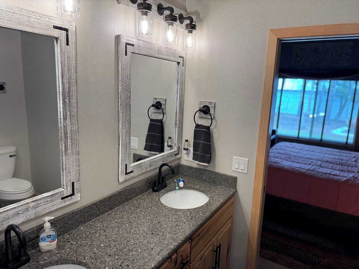 منزل - عدة أسرّة - برواق (Fox's Den) | 3 عدّة غرف نوم وبديكورات فريدة لكل غرفة وطراز فريد لكل وحدة