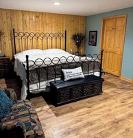 Casa, várias camas, cozinha, vista para o jardim (Brandy Bay Hideaway) | 3 quartos, individualmente decorados, individualmente mobiliados