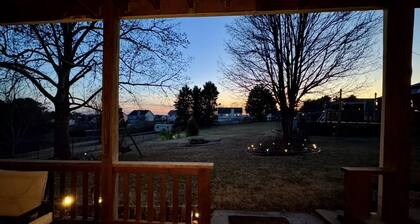 Cozy 1-bedroom apartment in charming Flowery Branch with AC