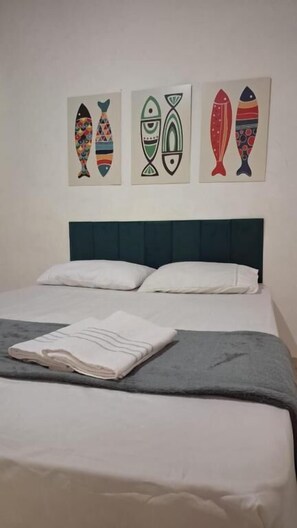 Imej tidak diklasifikasikan, 2 daripada 10, butang