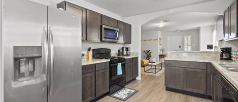 Microwave, oven, stovetop, dishwasher