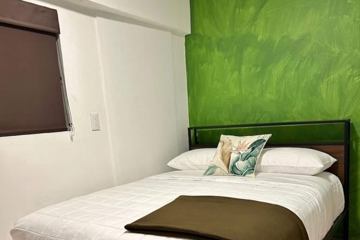 Dobbeltrom for 1 person – comfort | Blendingsgardiner og wi-fi (inkludert)