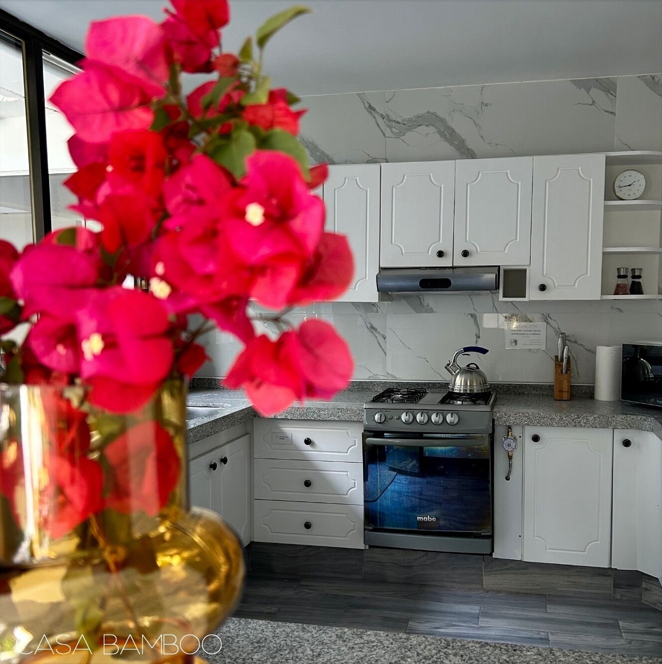 Refrigerador y microondas 