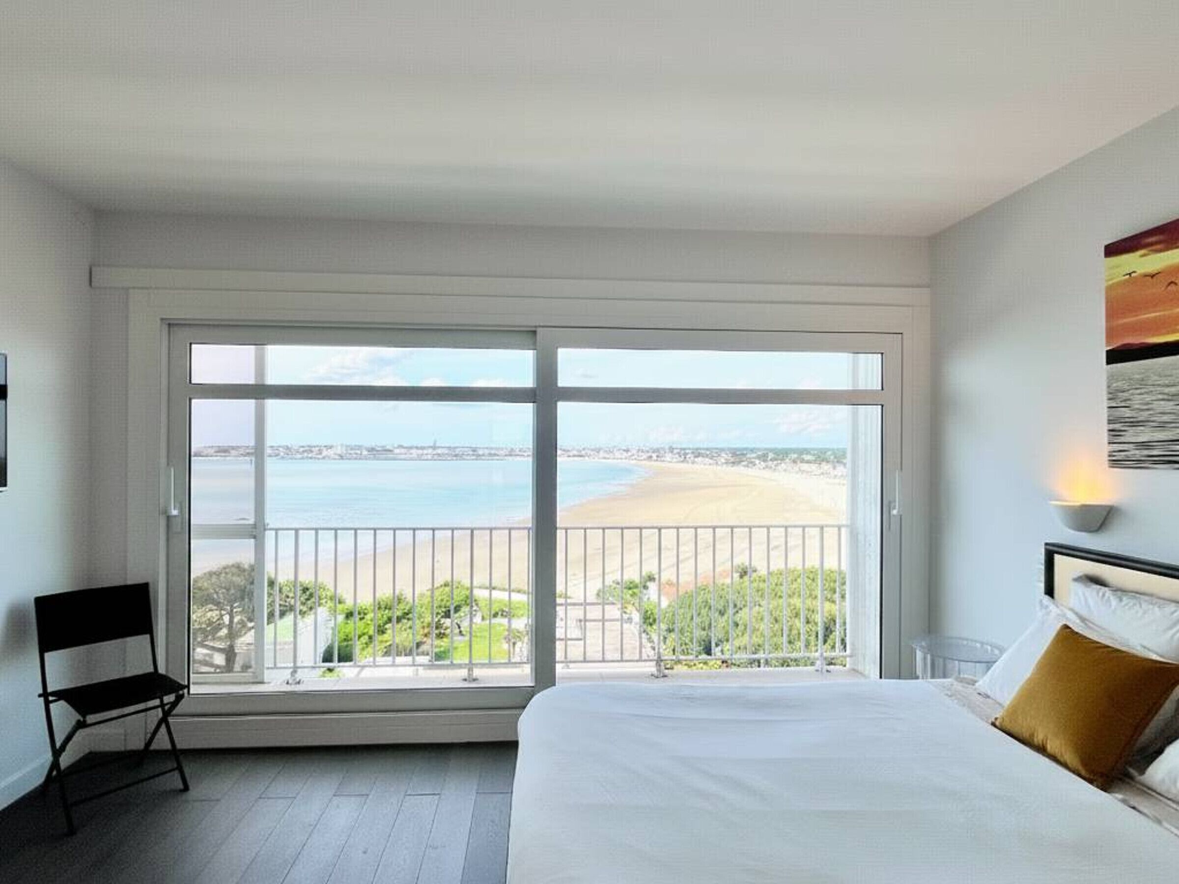 2 bedrooms, free WiFi