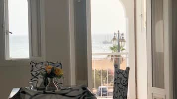 Appartement Confort, vue océan | Restauration