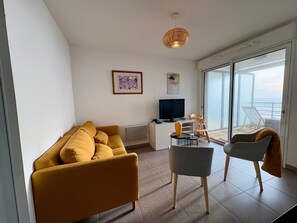 TV - Modern duplex for 5, ocean view, with wifi (Saint-Hilaire-de-Riez)