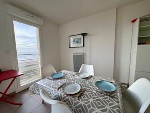 Dining - Modern duplex for 5, ocean view, with wifi (Saint-Hilaire-de-Riez)