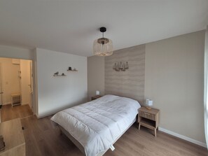 Room - New Comfortable Apartment with Parking, 4 People (Fort-Mahon-Plage)
