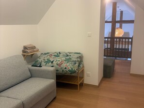 Fernseher, Kamin