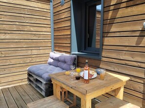 Outdoor dining - Collonges, eco-container PMR with air conditioning and private parking (Souillac)