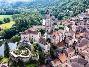 Aerial view - 2* Cottage with shared pool and rustic charm in nature (Gourdon)