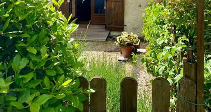 Pet-Friendly Dordogne Getaway for two people!