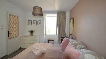 1 bedroom, iron/ironing board, travel crib, free WiFi