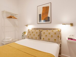 1 bedroom, Internet - Quiet apartment in Malaga city center ideal for couples (Málaga)