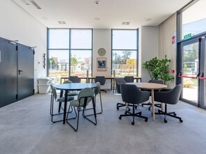 Dining - Modern apartment on the 26th floor with common areas in Málaga (Málaga)