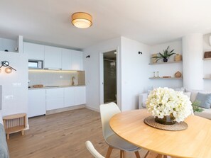 Interior - Seaside Studio Retreat in Malaga (Málaga)