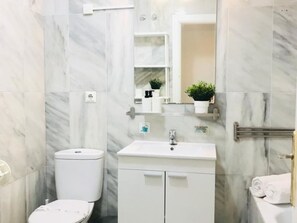 Hair dryer - Apartment with Rooftop Pool in Historic Center of Malaga (Málaga)