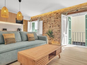 TV - Modern Studio in the Heart of Malaga (Málaga)