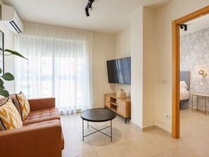 TV - Spacious apartment with air conditioning near Malaga museums (Málaga)
