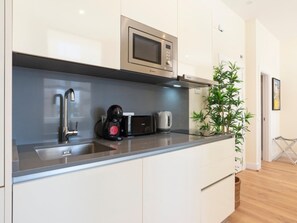 Private kitchen - Charming apartment near La Malagueta, Malaga (Málaga)