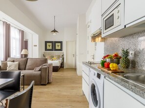 Interior - Bright Studio in Central Malaga Near Museums (Málaga)