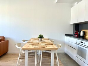 Dining - Elegant Accommodation in Malaga - Ideal for Groups (Málaga)