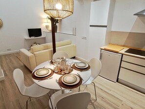 Dining - Charming apartment in Malaga (Málaga)